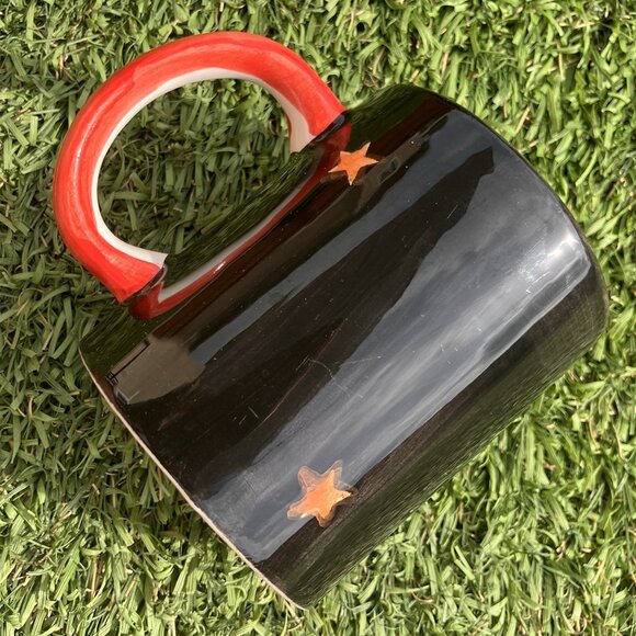 Adorable Handpainted Happy Spider Mug - Picture 2 of 4